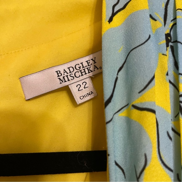 Badgley Mischka Tiered floral dress - Picture 5 of 7